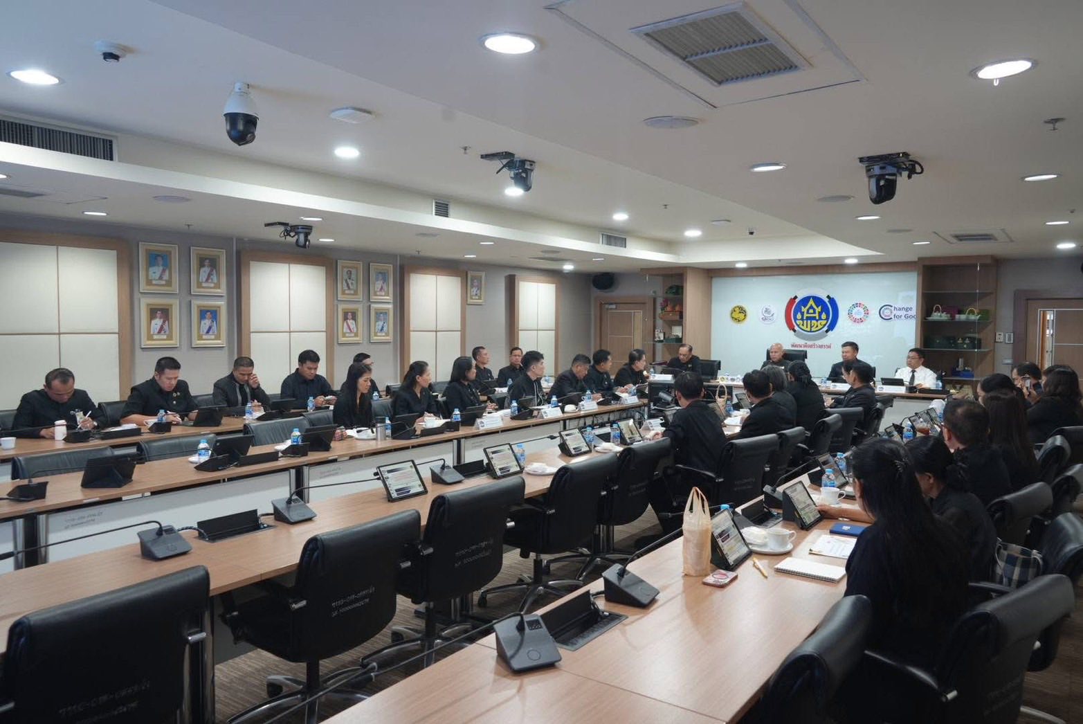 พช.สมุทรสงคราม ร่วมการประชุมกรมการพัฒนาชุมชน ครั้งที่ 10/2568