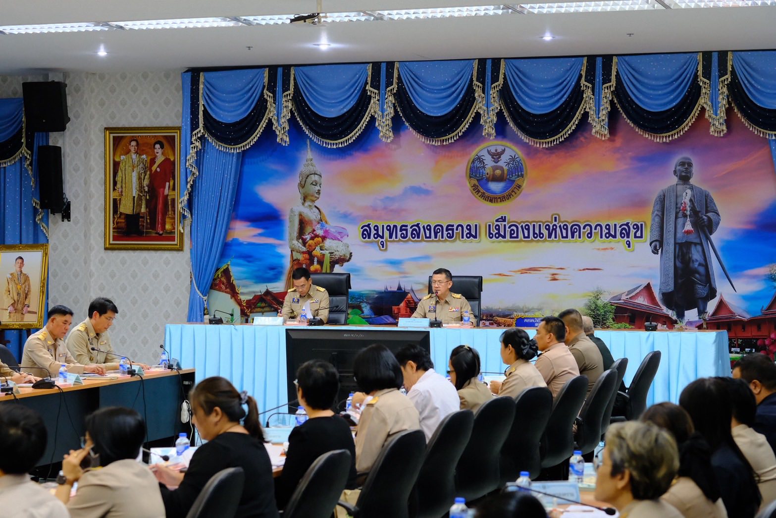 พช.สมุทรสงคราม ร่วมการประชุมรับฟังความคิดเห็นจากภาคีเครือข่ายภาครัฐ เพื่อนำข้อเสนอแนะไปพัฒนาและแก้ไขปัญหา