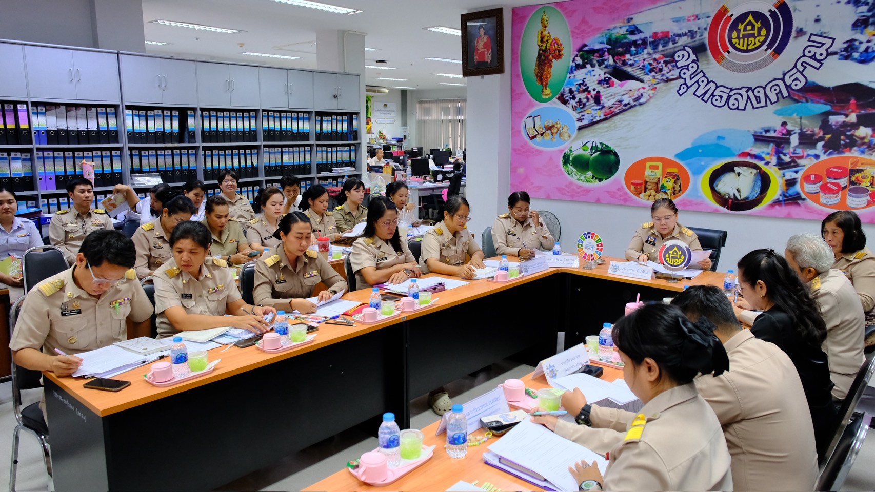 พช.สมุทรสงคราม ดำเนินการประชุมข้อราชการ ประจำเดือนมีนาคม 2569